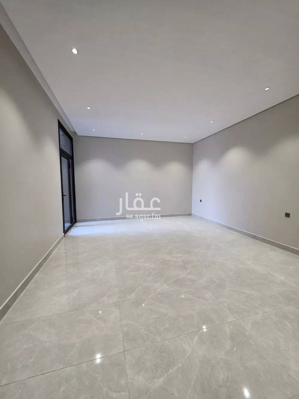 5 bedroom floor in Al Maizilah 21