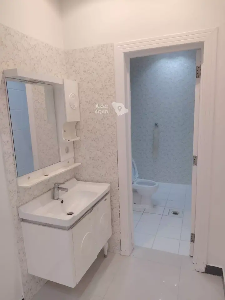 3 bedroom apartment in Ishbiliyah, Riyadh 3