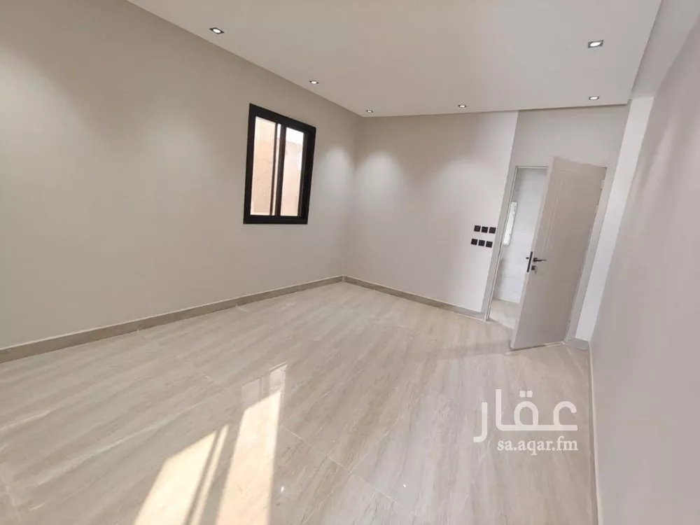 4 bedroom floor in Badr 6