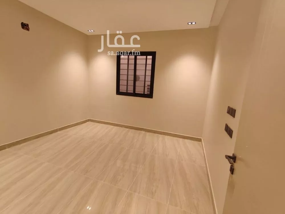 4 bedroom floor in Badr 7