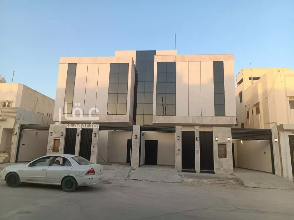 3 bedroom floor in As Suwaidi 11