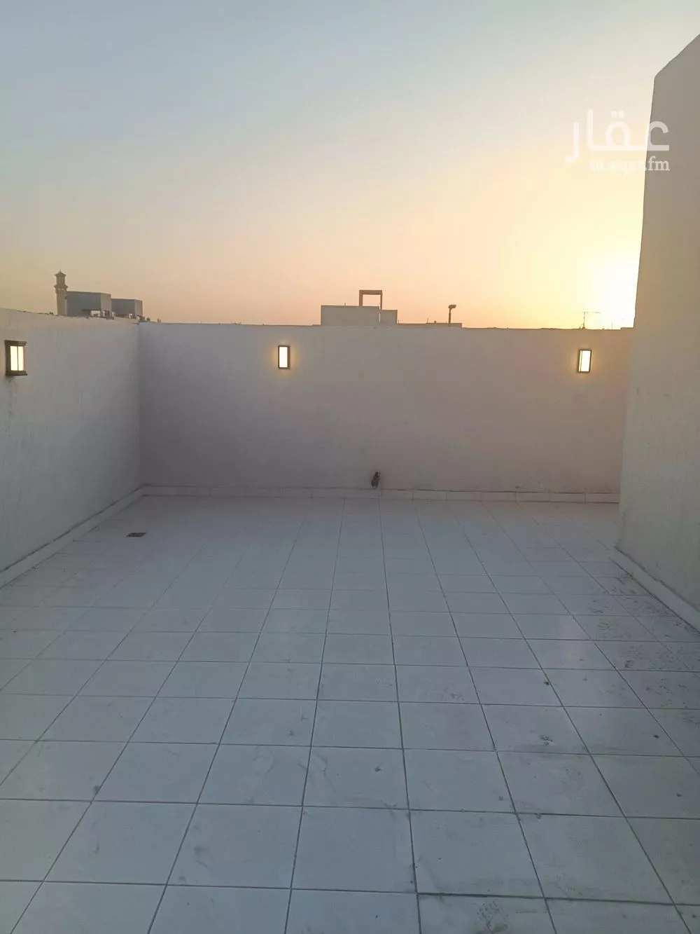 3 bedroom floor in As Suwaidi 10