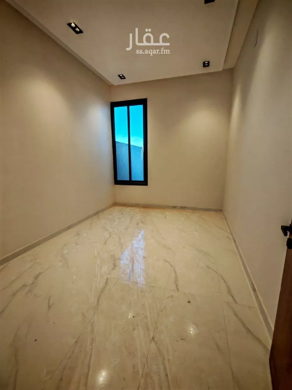 5 bedroom floor in Al Khaleej 21