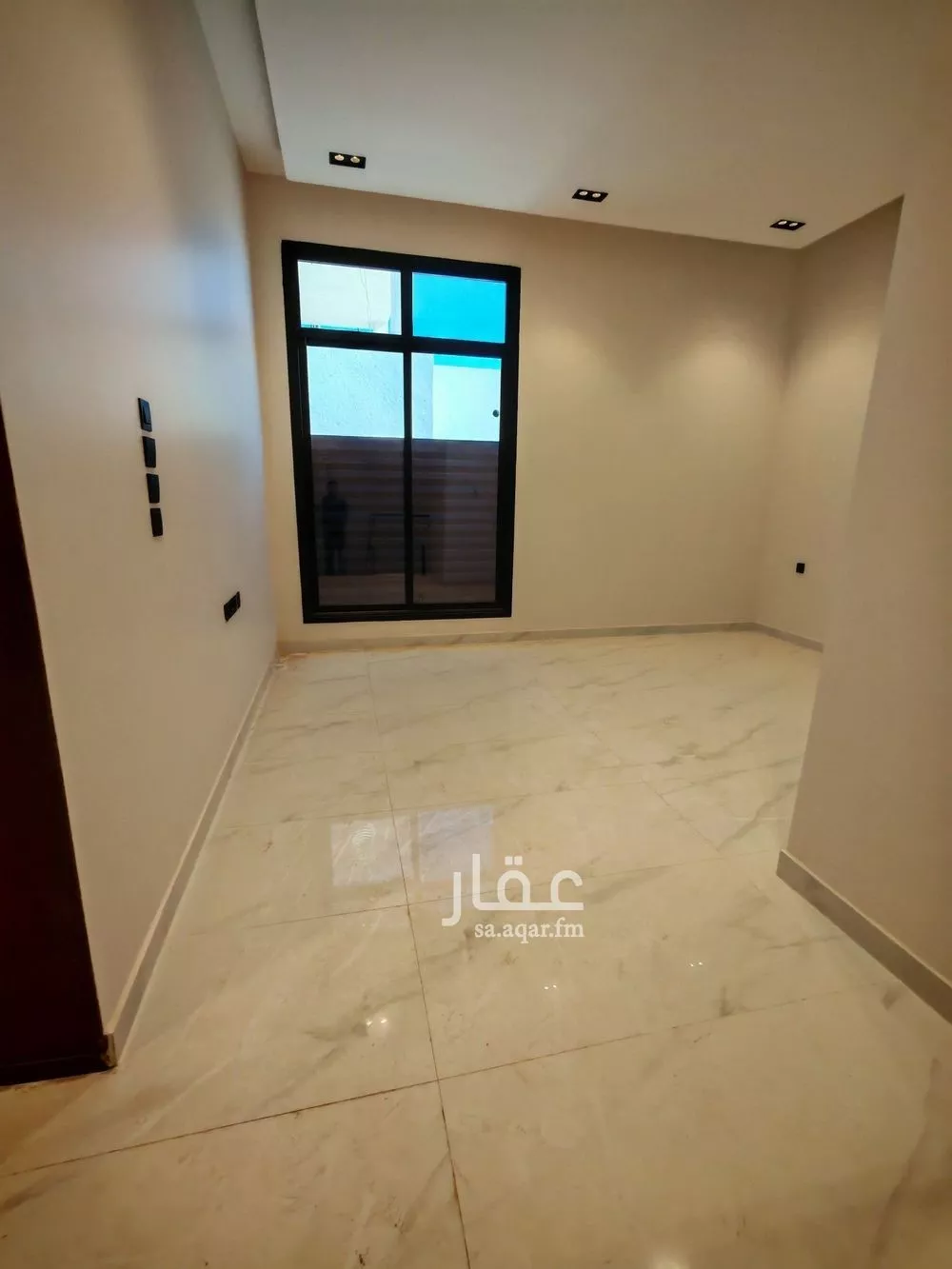 5 bedroom floor in Al Khaleej 7