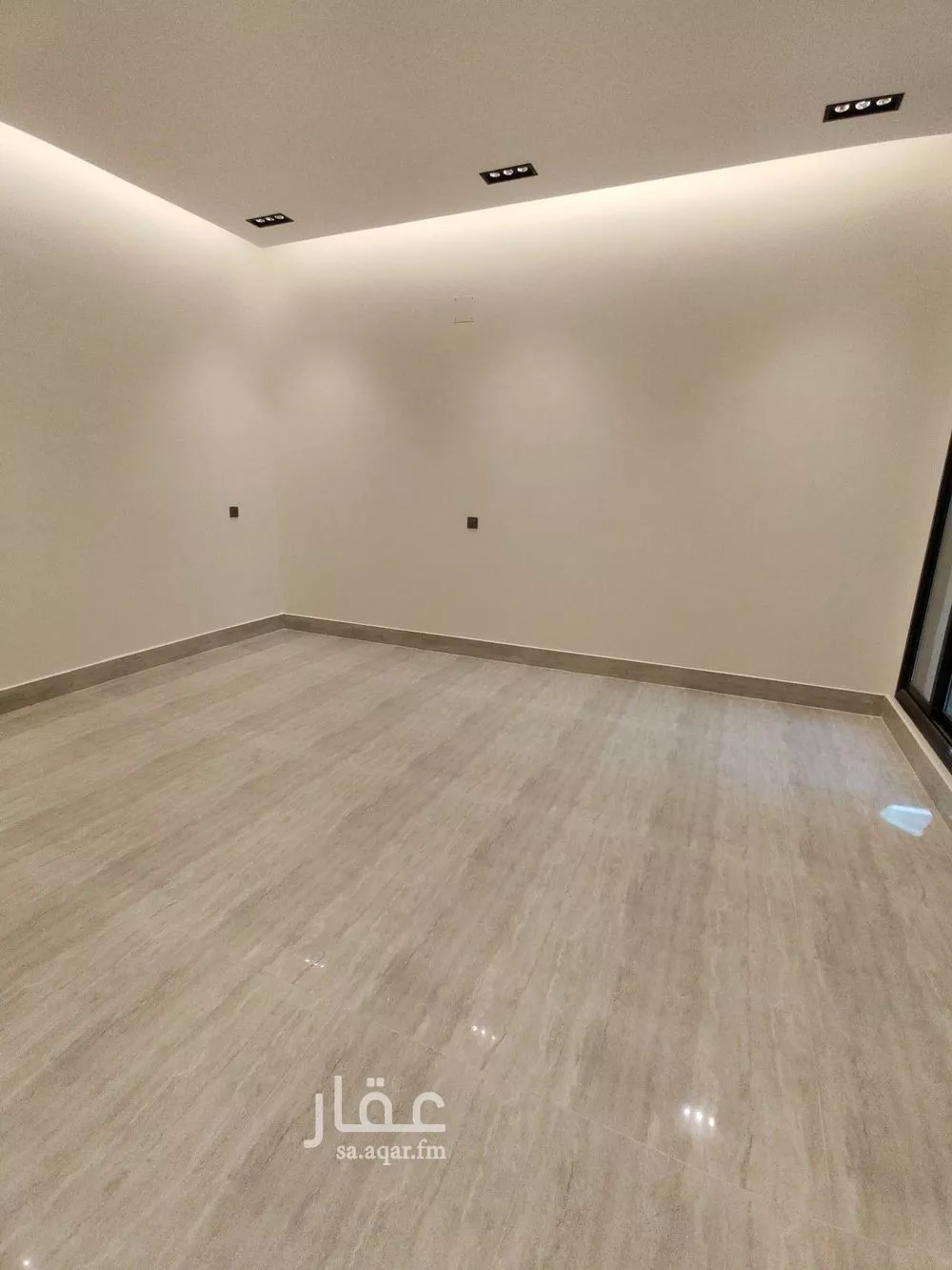 دور 5 غرف في الرمال 23