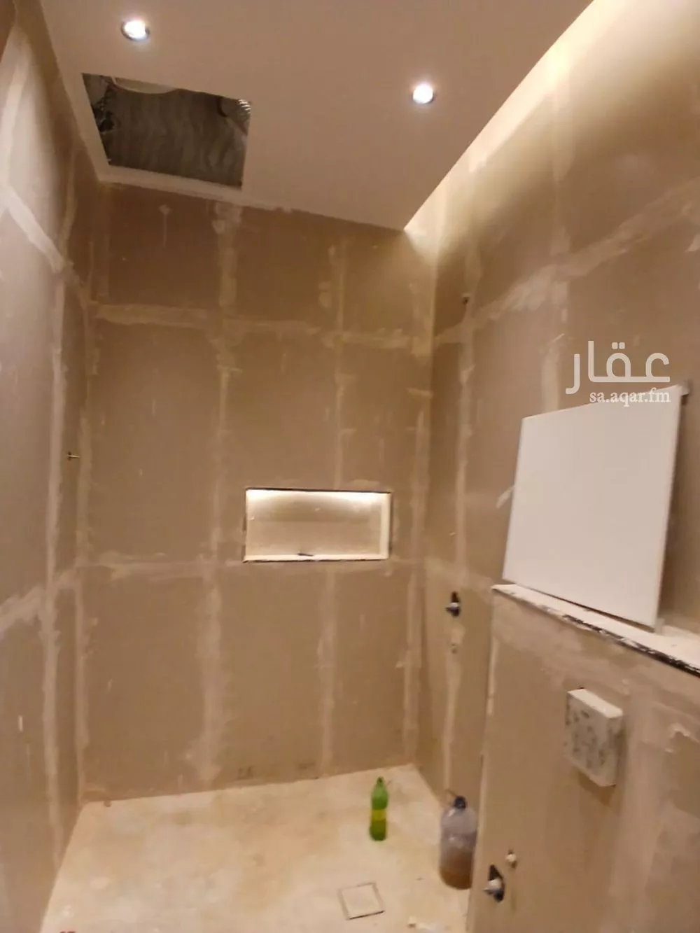 3 bedroom floor in Al Rimal 6