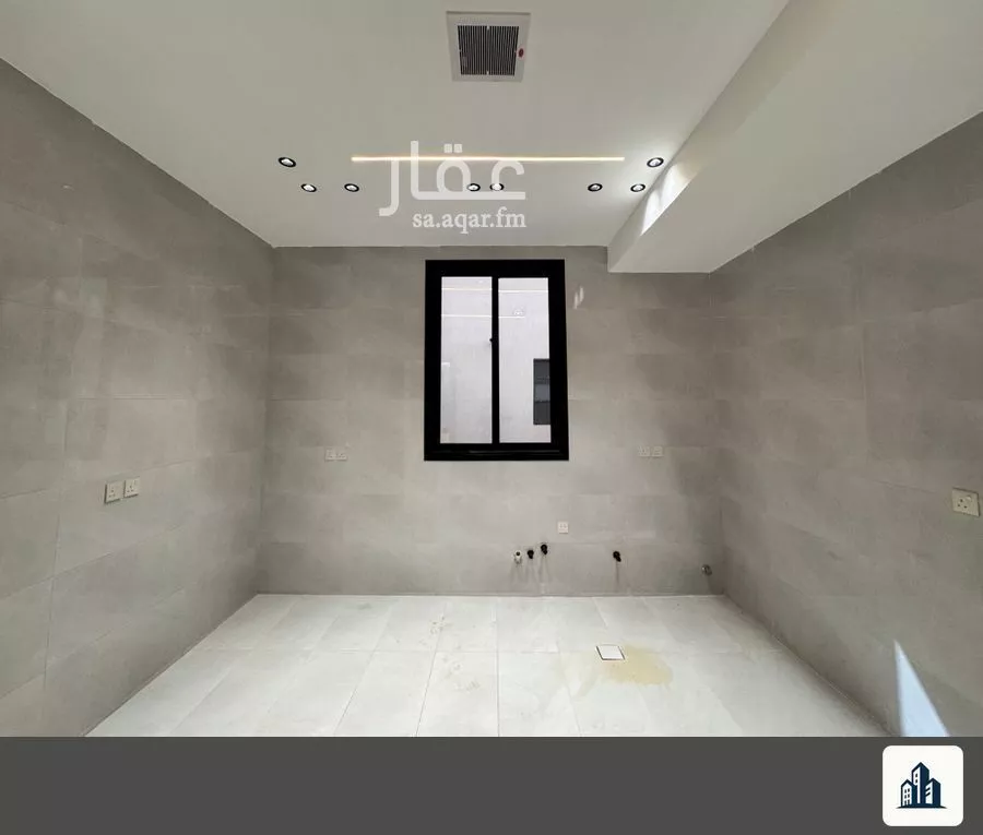 4 bedroom floor in Al Janadriyah 13