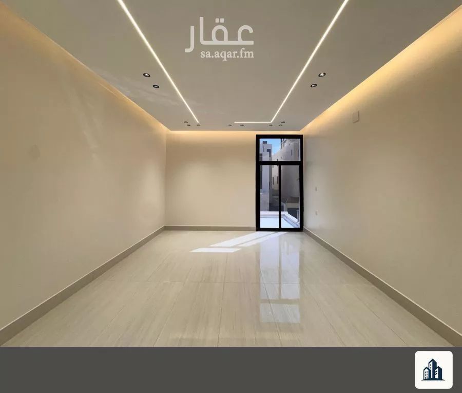 4 bedroom floor in Al Janadriyah 4
