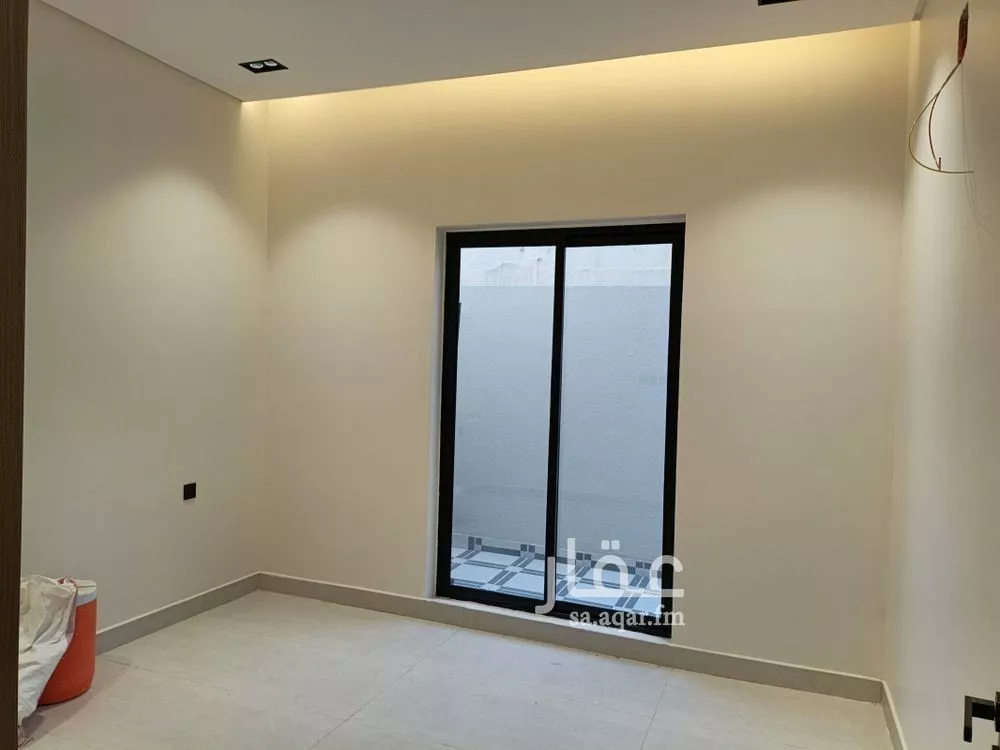 3 bedroom floor in As Suwaidi 15