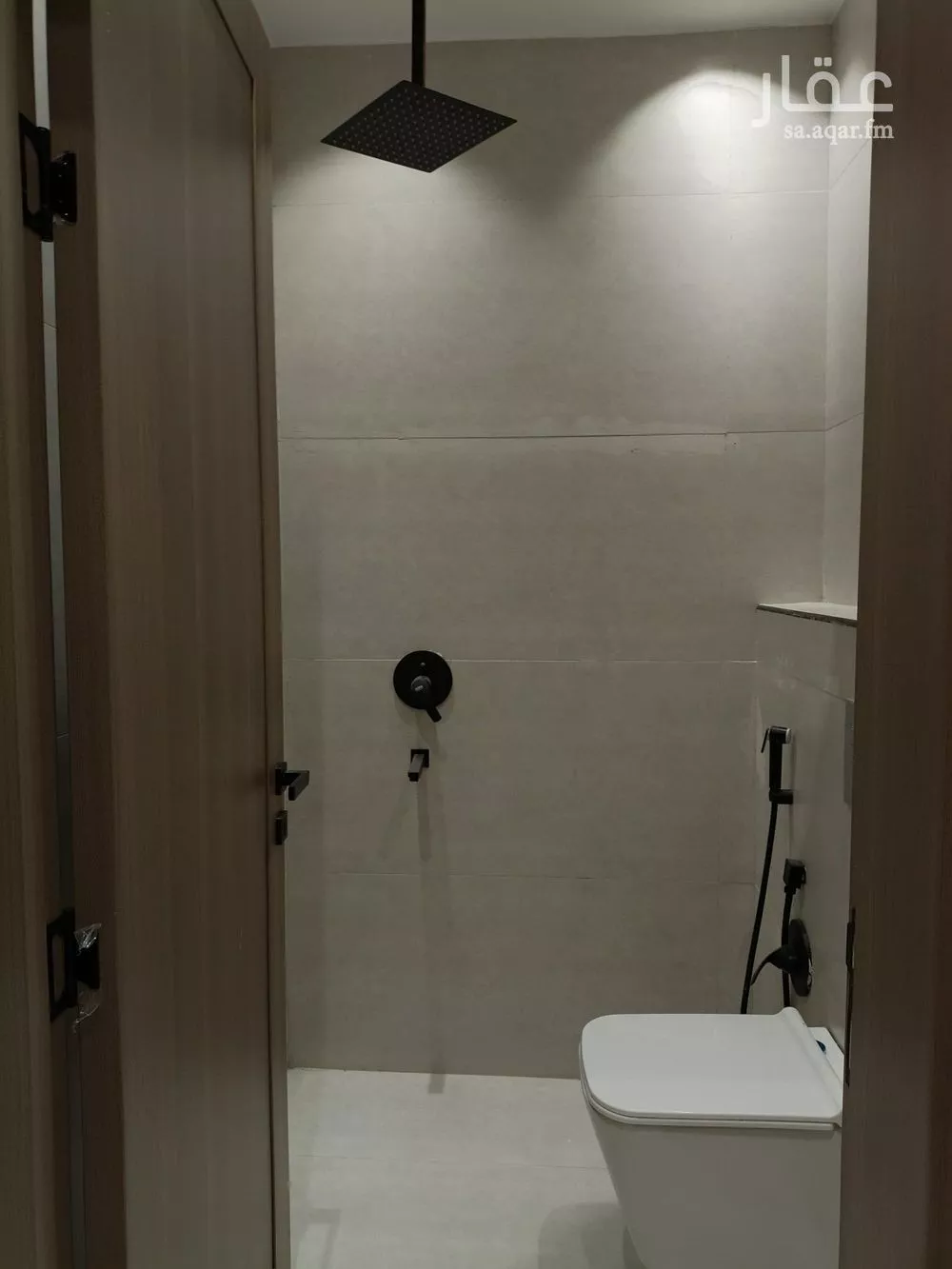 3 bedroom floor in As Suwaidi 5