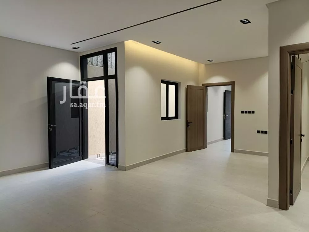 3 bedroom floor in As Suwaidi 9