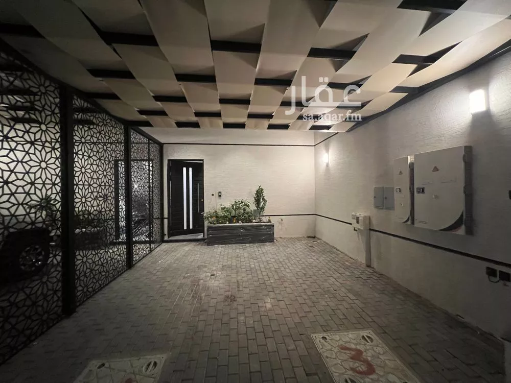 6 bedroom floor in Al Rimal 8