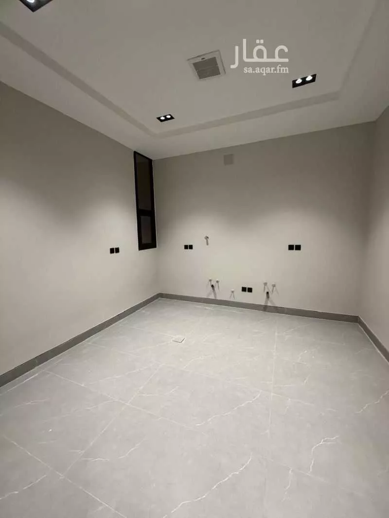 4 bedroom floor in Ishbiliyah 2