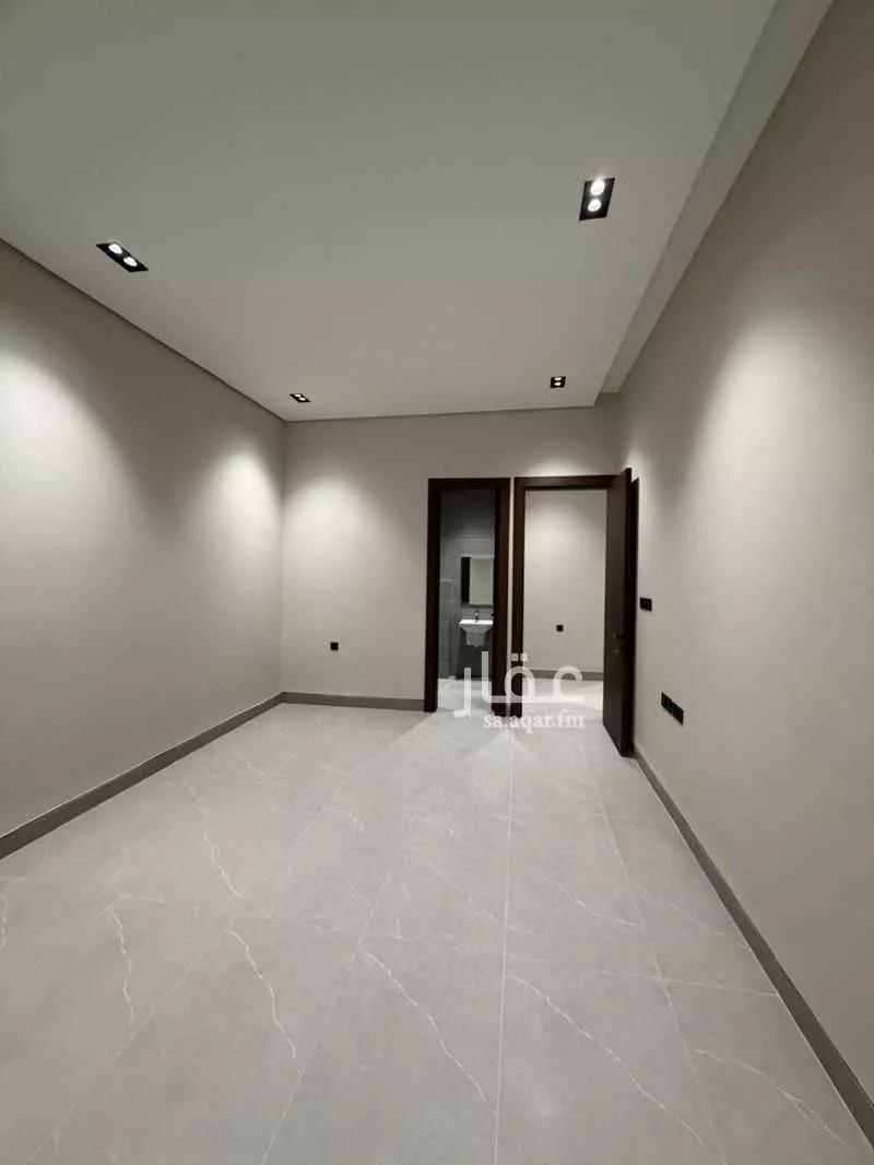 4 bedroom floor in Ishbiliyah 6