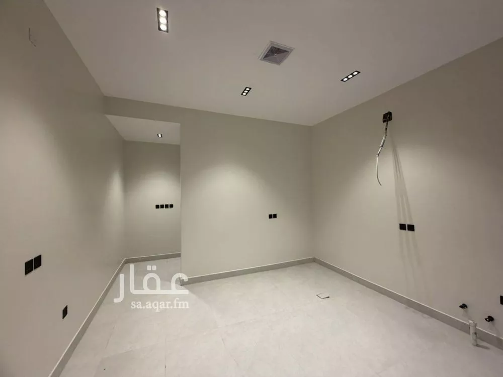 دور 4 غرف في الرمال 10