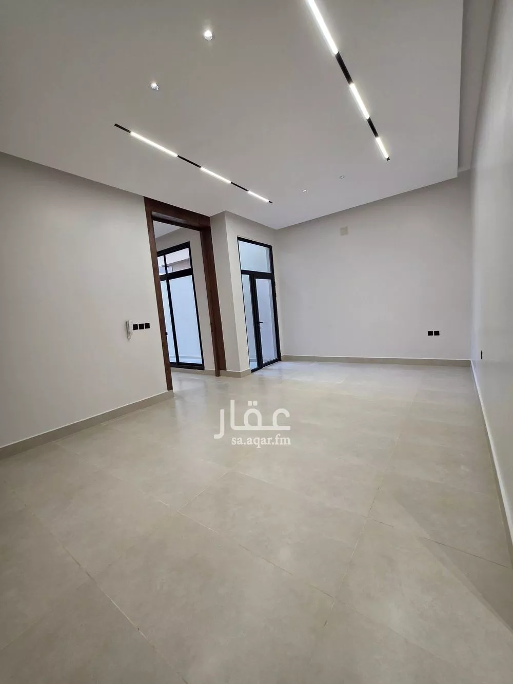 دور 6 غرف في الرمال 20