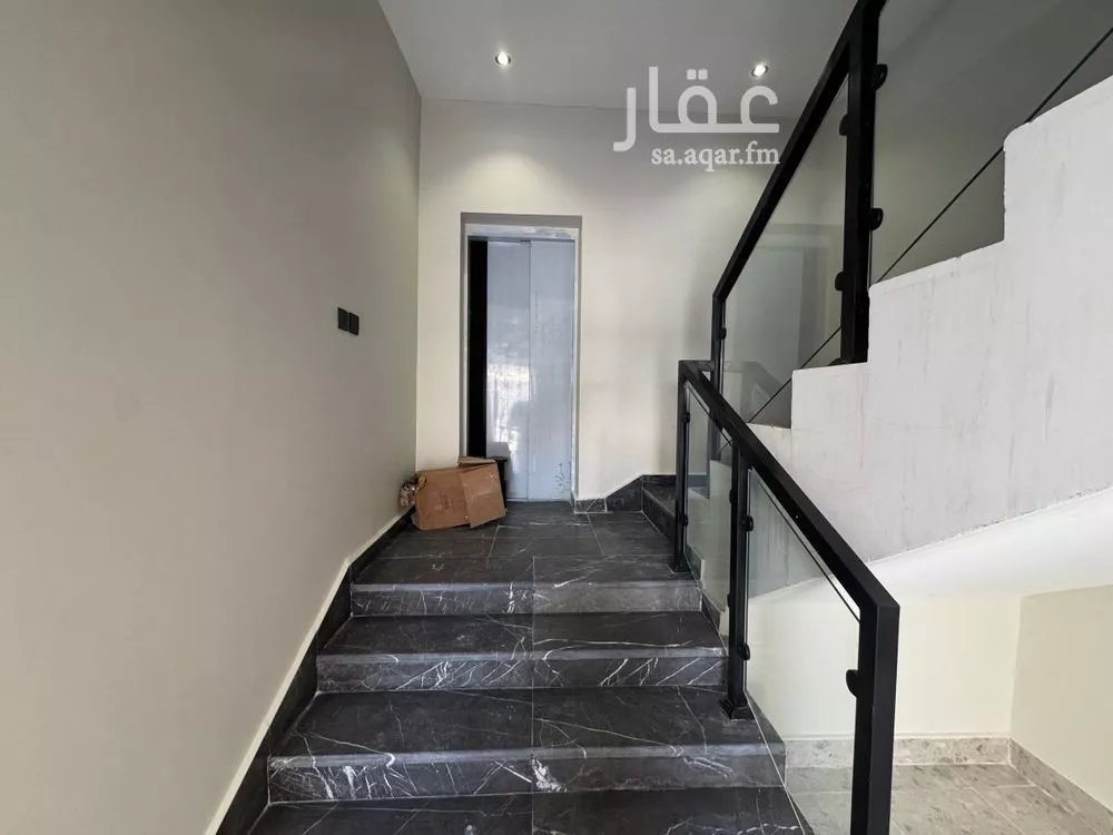 4 bedroom floor in Ishbiliyah 3