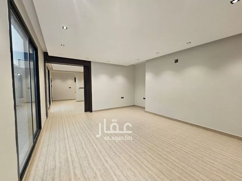 3 bedroom floor in Al Aridh 6