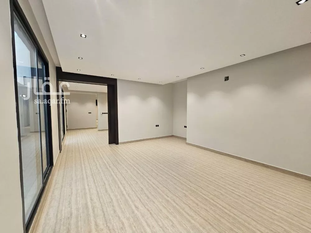 3 bedroom floor in Al Aridh 7