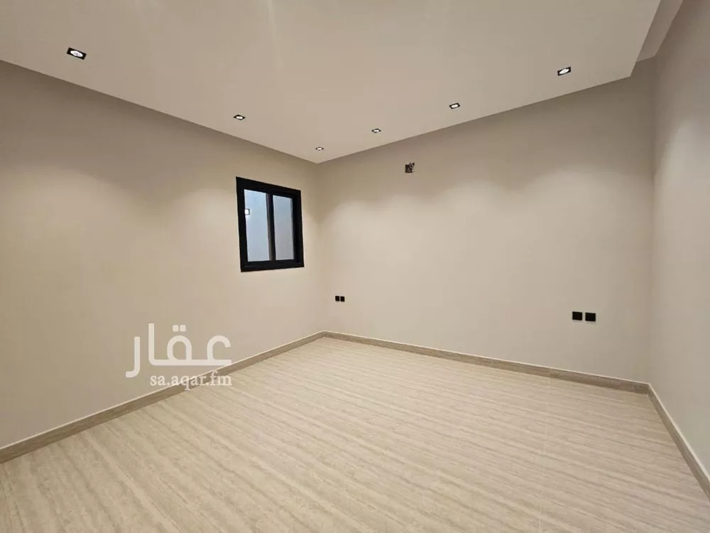 3 bedroom floor in Al Aridh 9