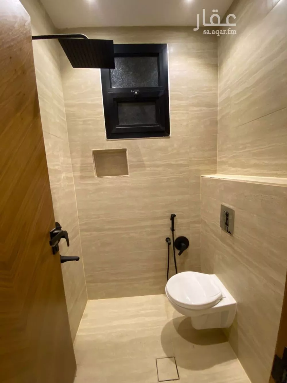 4 bedroom floor in Dhahrat Namar 6
