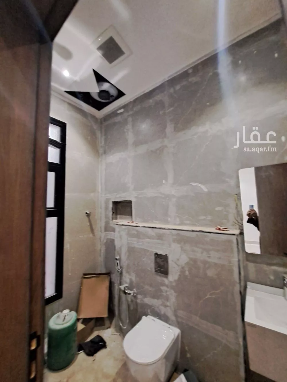 4 bedroom floor in Al Maizilah 4