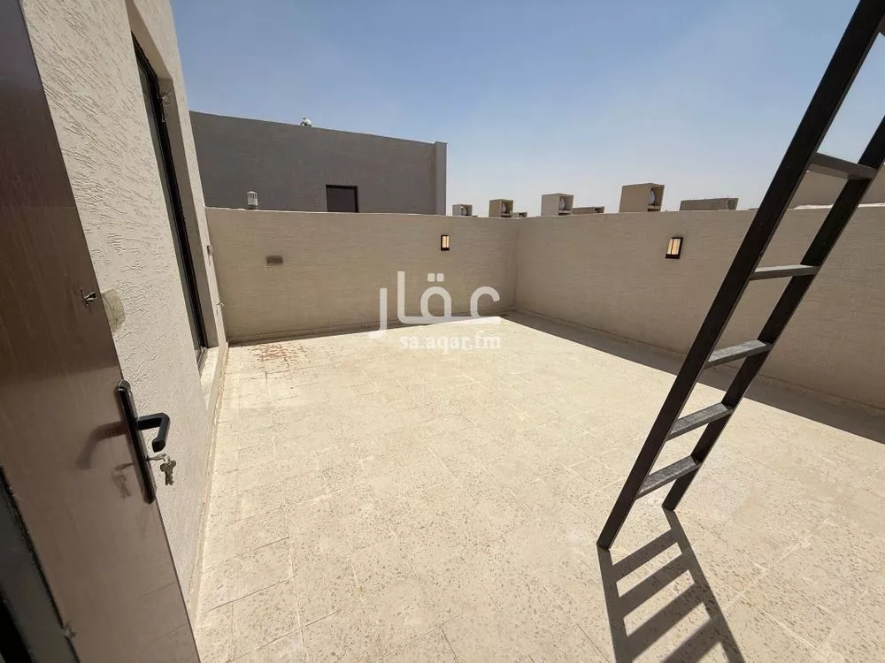 دور 5 غرف في الرمال 18