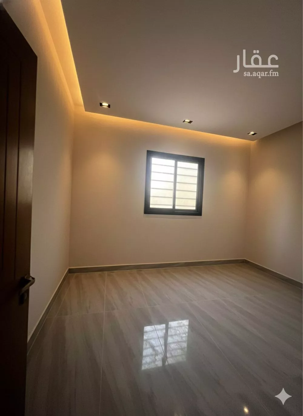 دور 5 غرف في طيبة 11