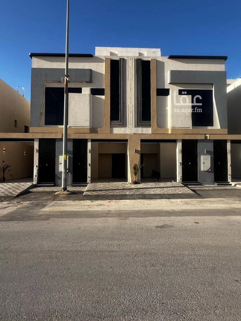 5 bedroom floor in Taibah 2