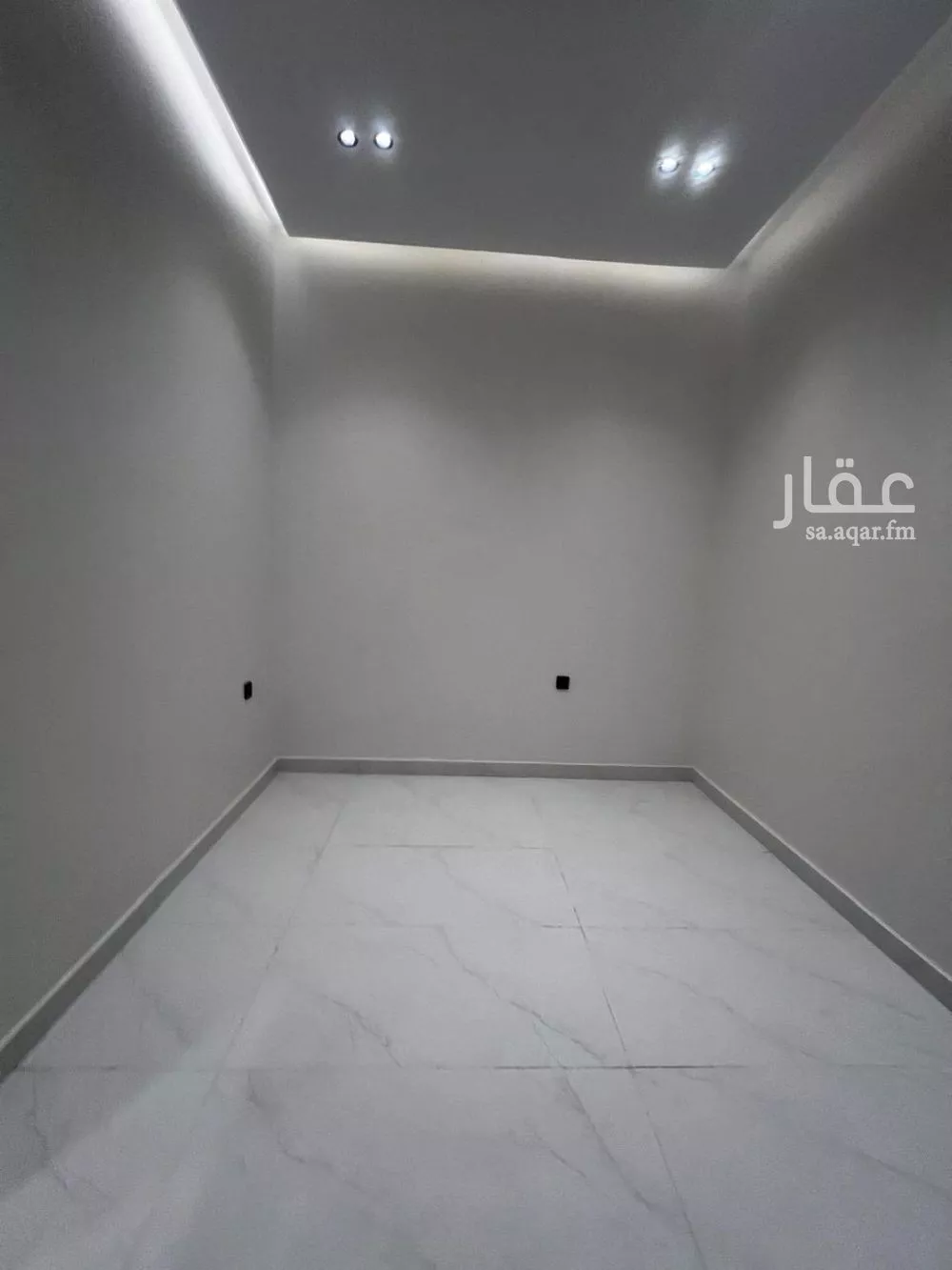 5 bedroom floor in Taibah 11