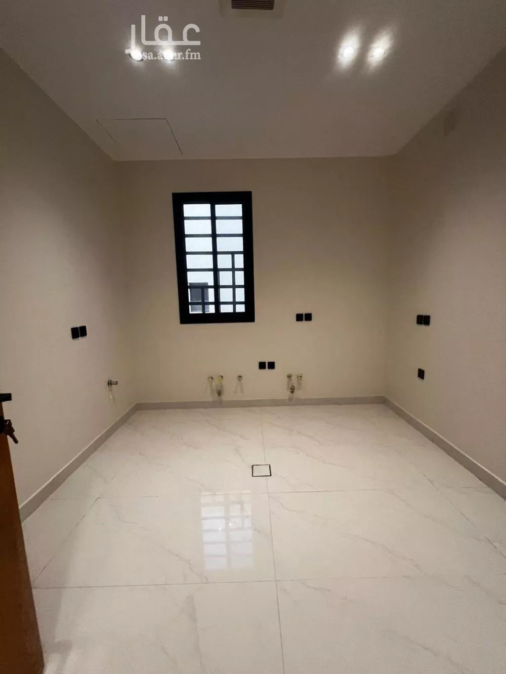 5 bedroom floor in Taibah 21