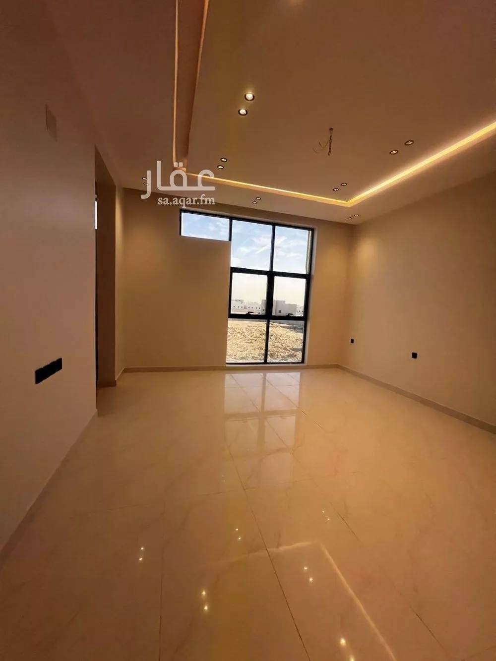 5 bedroom floor in Taibah 9