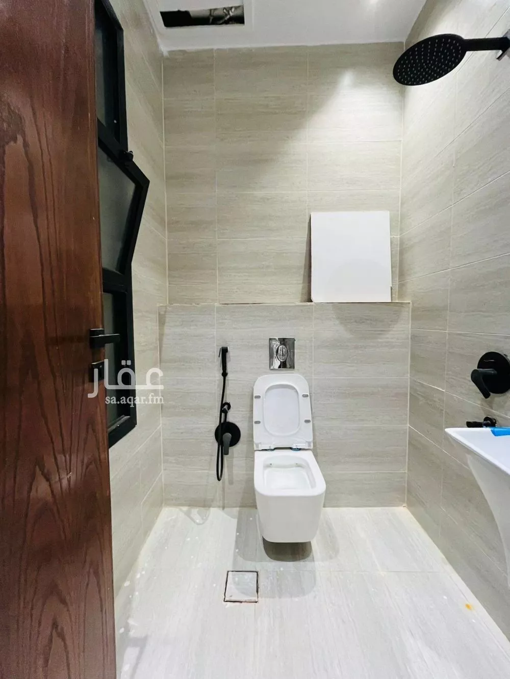 4 bedroom floor in Tuwaiq 17