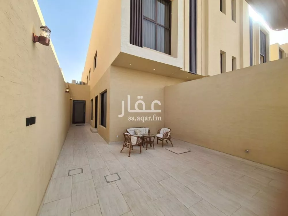 دور 4 غرف في عكاظ 2