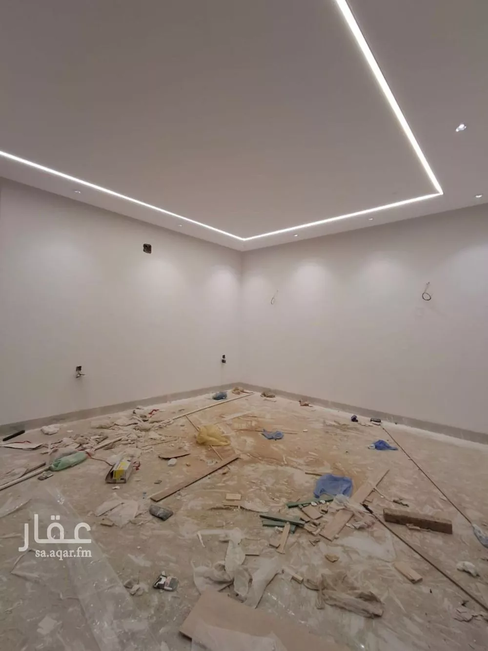 5 bedroom floor in Tuwaiq 3