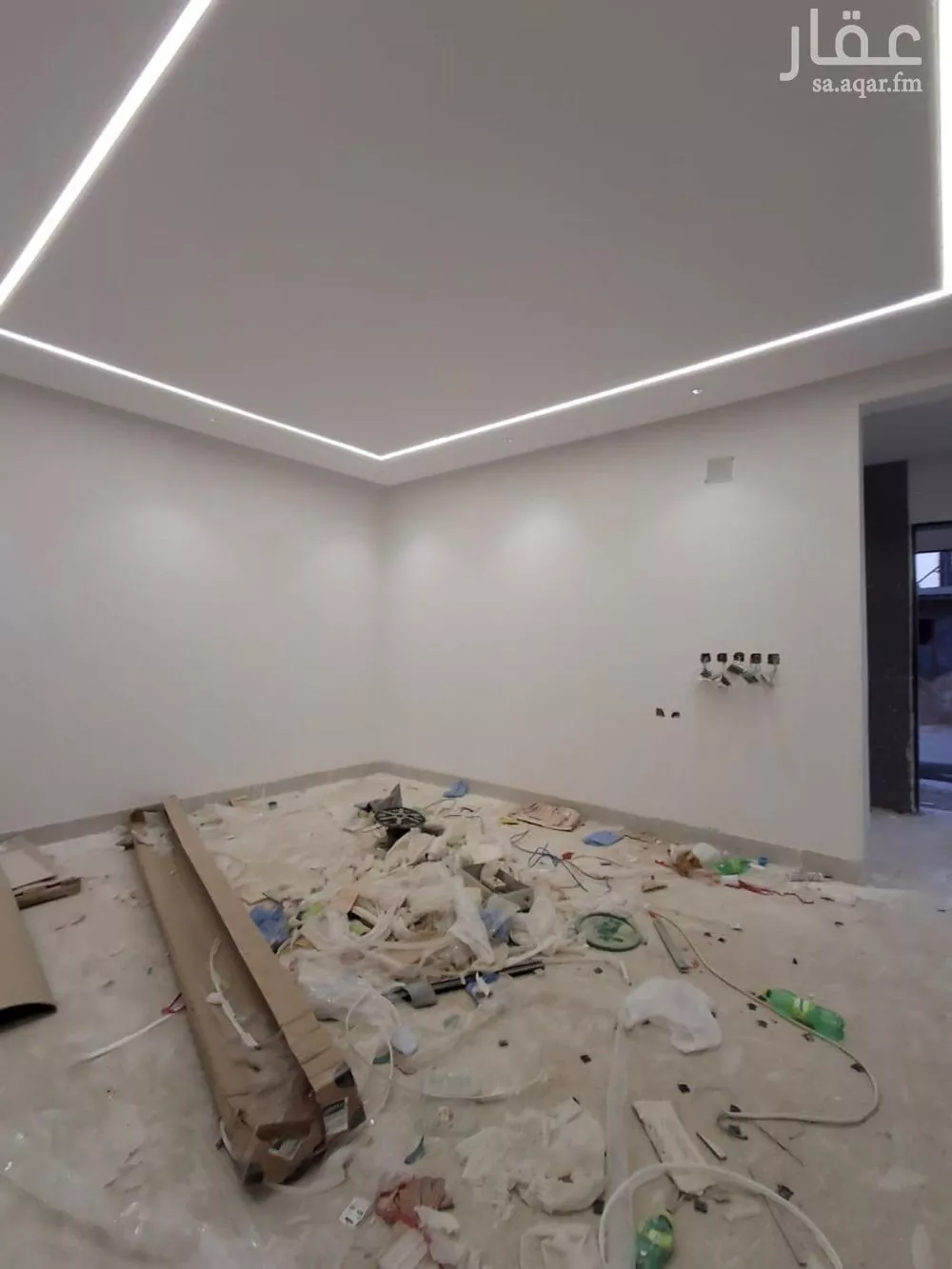 5 bedroom floor in Tuwaiq 8