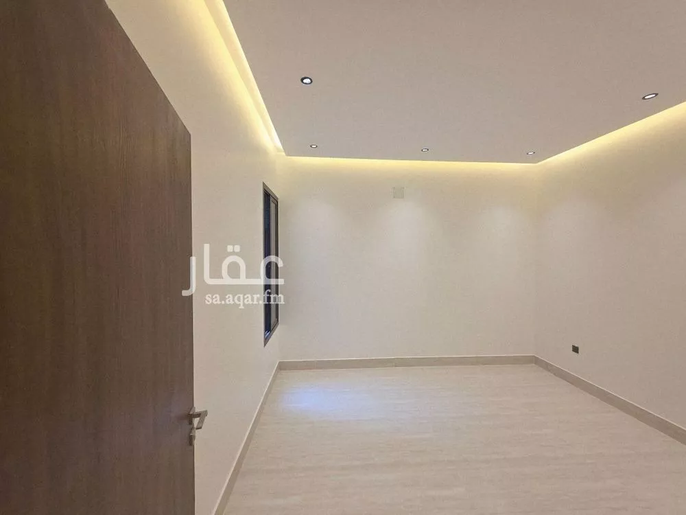 5 bedroom floor in Badr 13