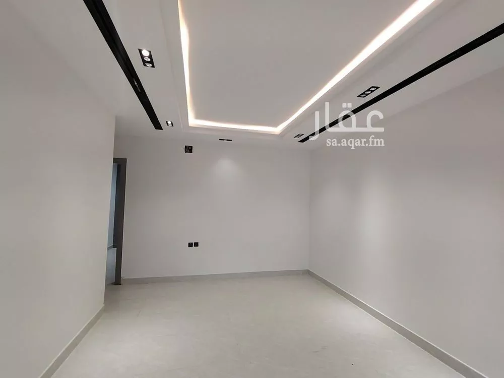 5 bedroom floor in Badr 8
