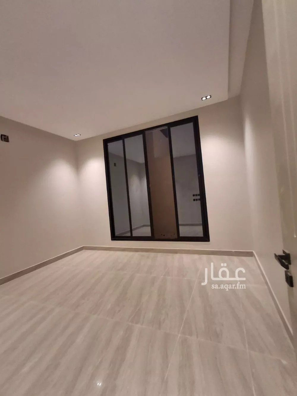 دور 5 غرف في بدر 10