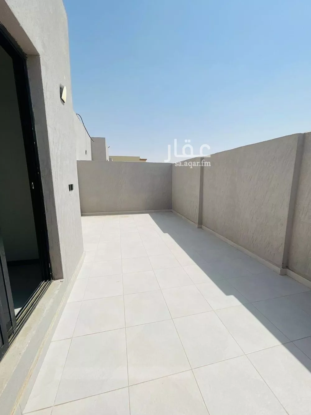 4 bedroom floor in Al Janadriyah 15