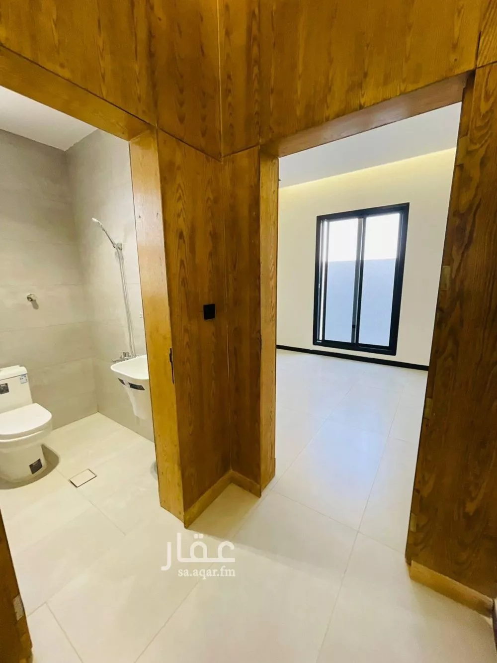 4 bedroom floor in Al Janadriyah 7