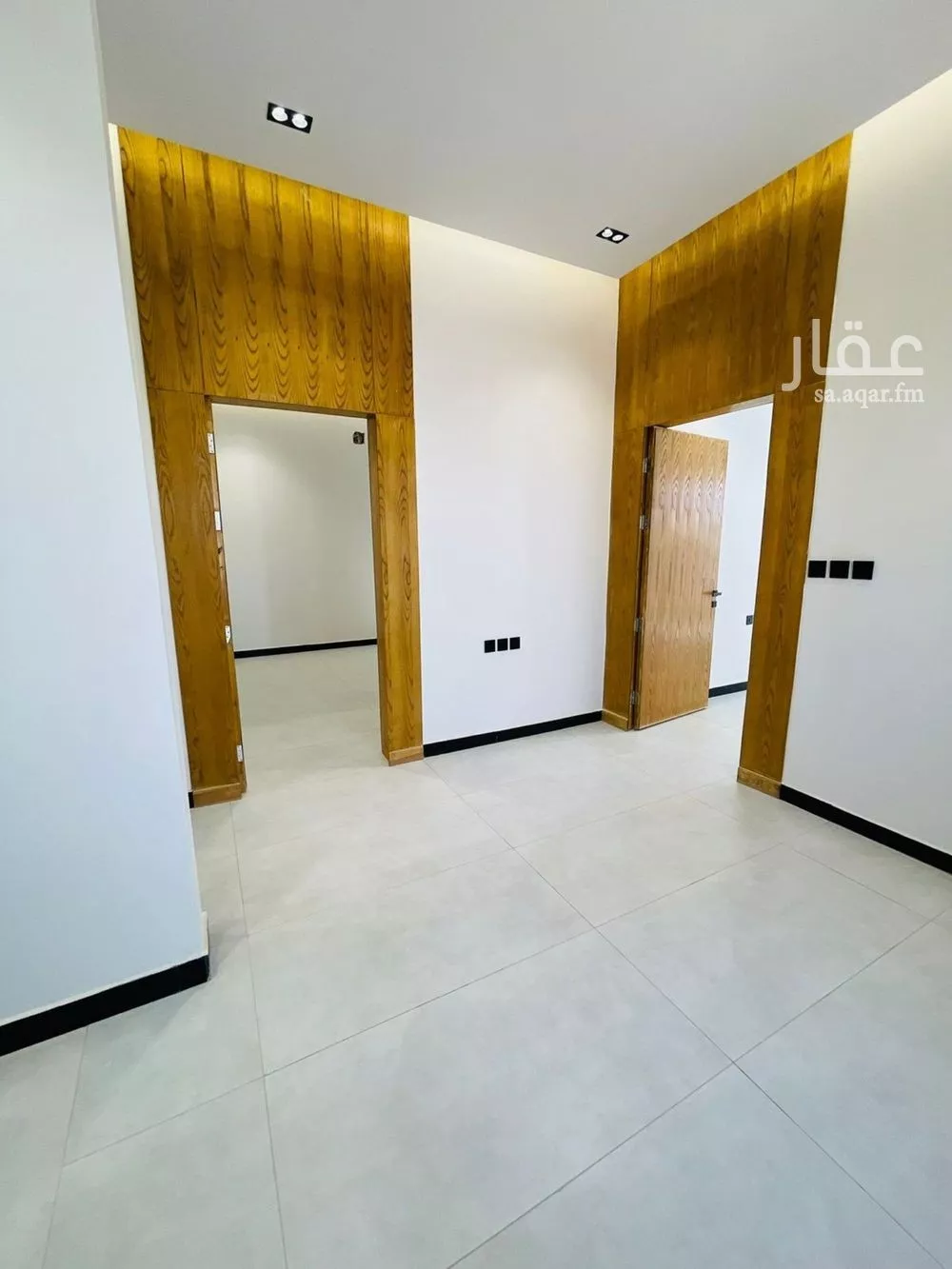 4 bedroom floor in Al Janadriyah 8