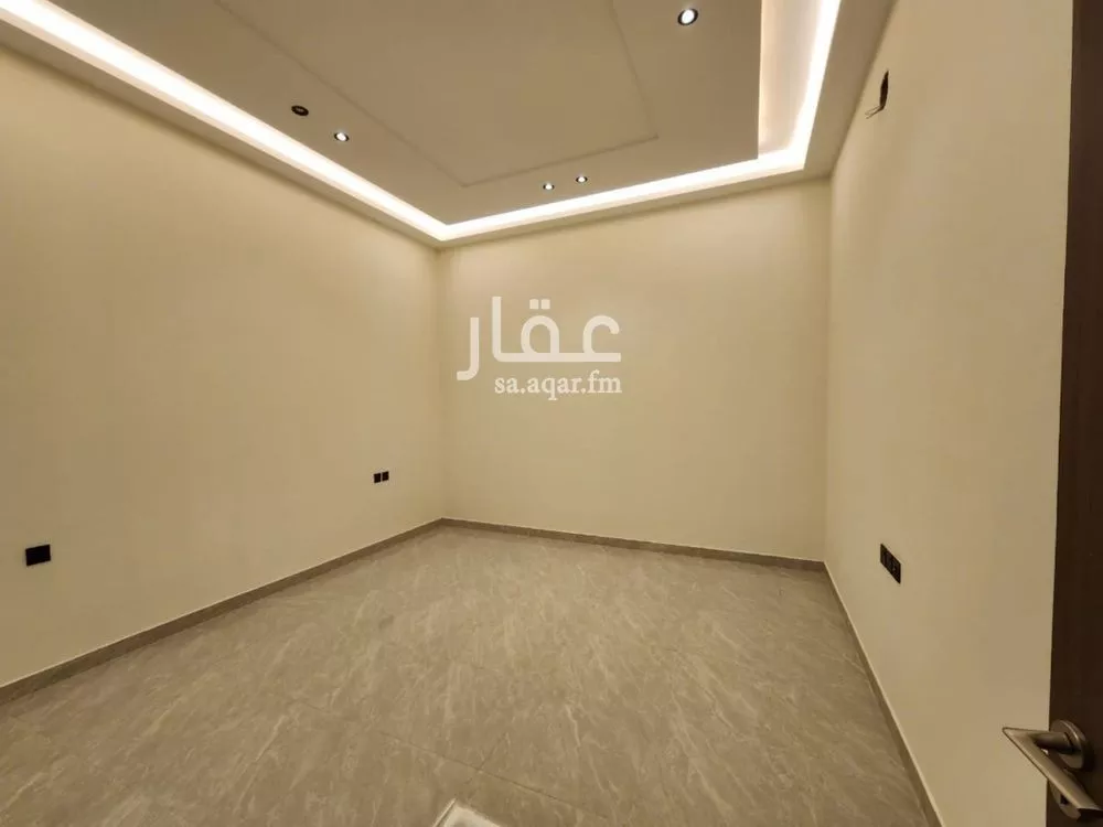 5 bedroom floor in Badr 17