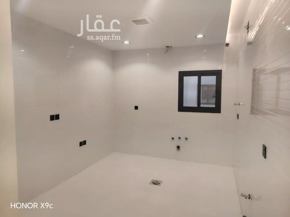 5 bedroom floor in Badr 18