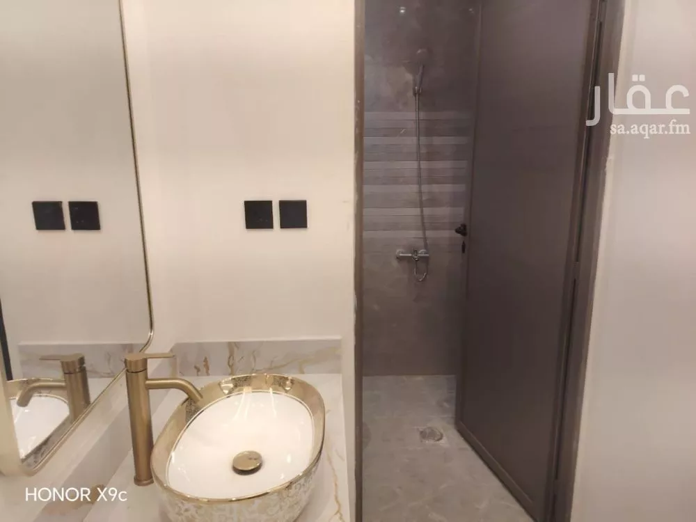 5 bedroom floor in Badr 27