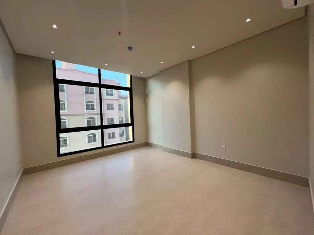 3 bedroom apartment in Al Rawabi, Eastern Province 10