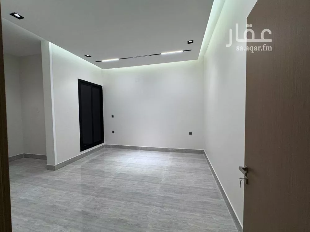 4 bedroom floor in Al Rimal 15