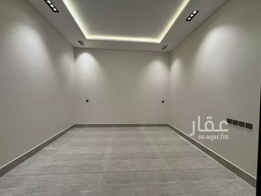 4 bedroom floor in Al Rimal 6