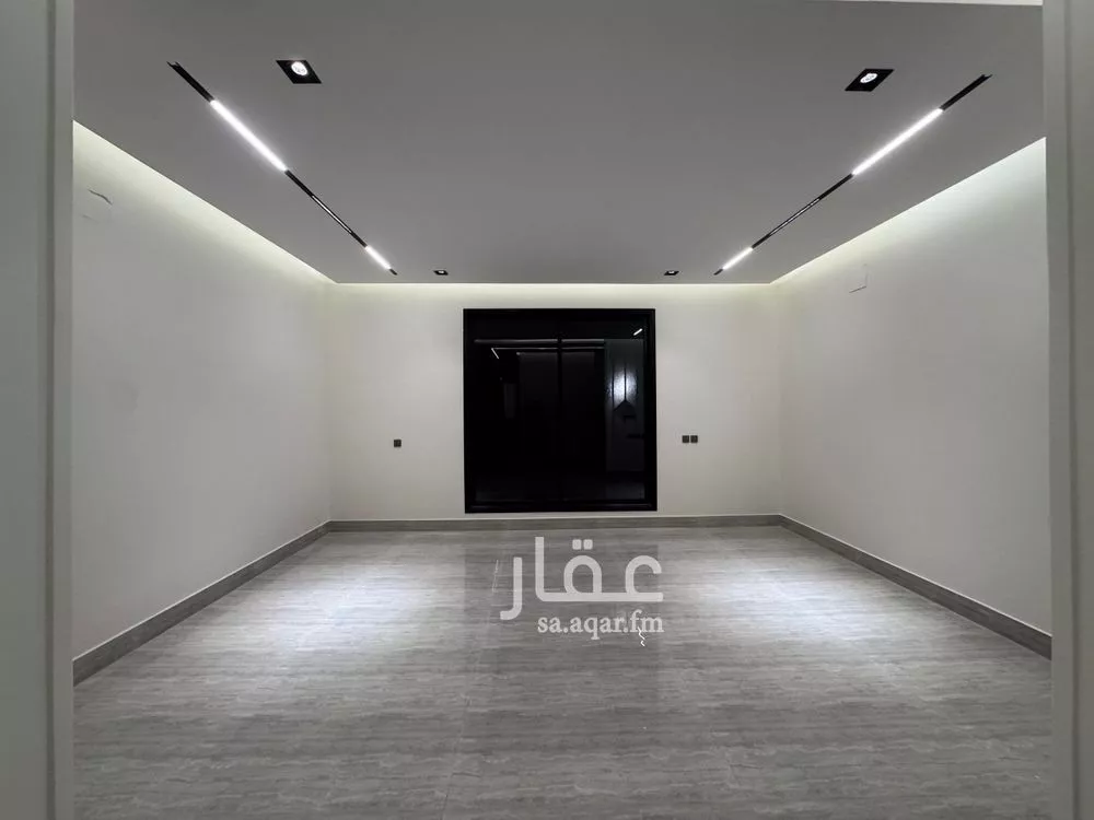 4 bedroom floor in Al Rimal 8