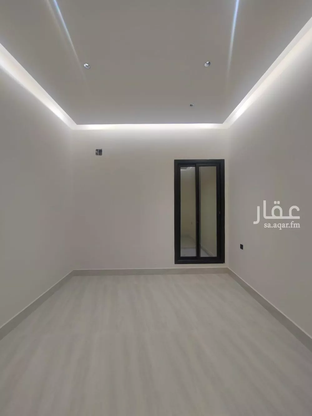 3 bedroom floor in Dirab 10